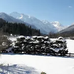 Saghäusl *